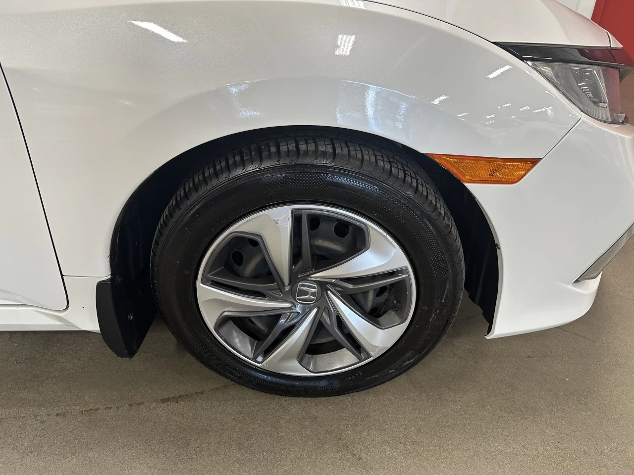 2021 Honda Civic LX Image principale