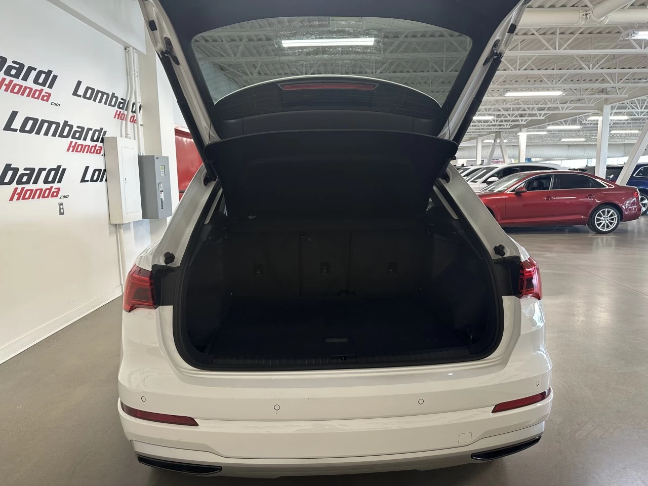 2025 Audi Q3 40 TFSI quattro Image principale