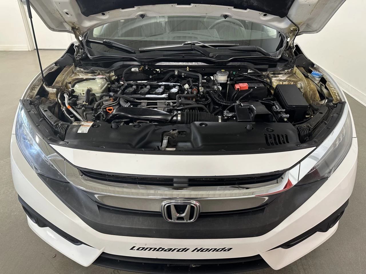 2017 Honda Civic Berline Touring Main Image