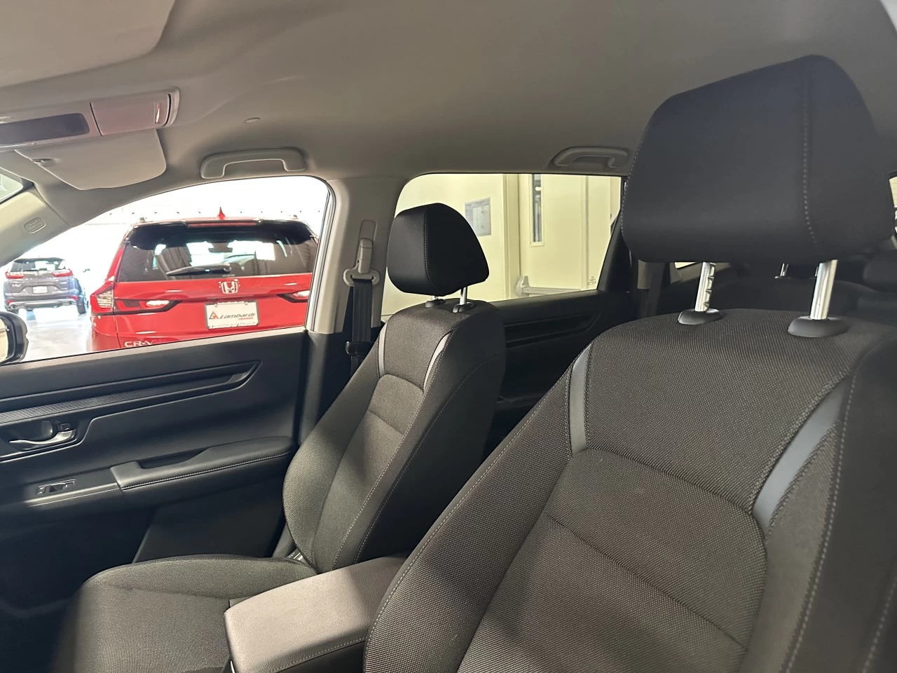 2023 Honda CR-V LX Image principale