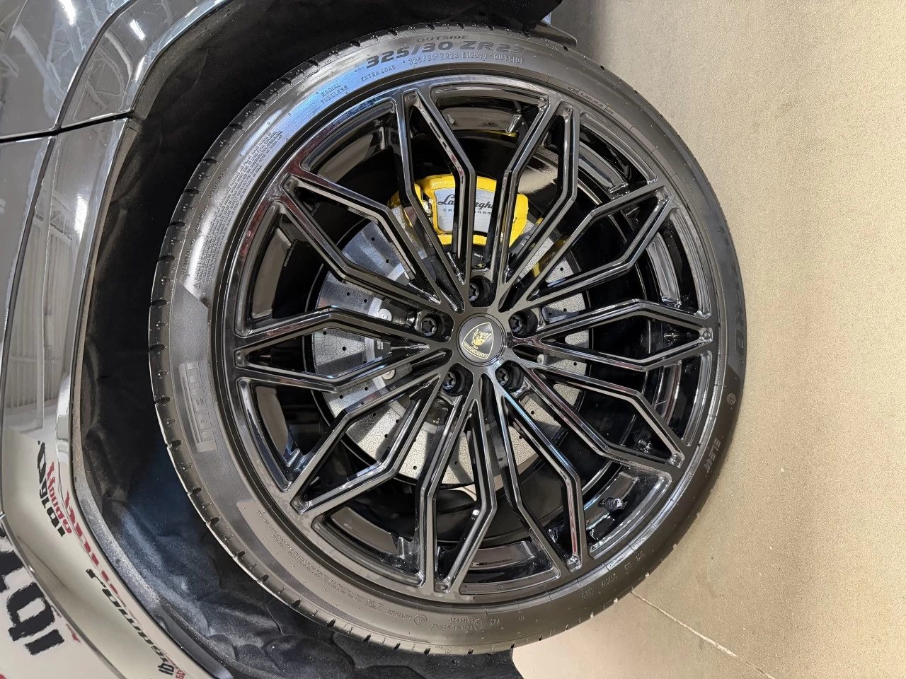 2026 Lamborghini Urus SE Image principale