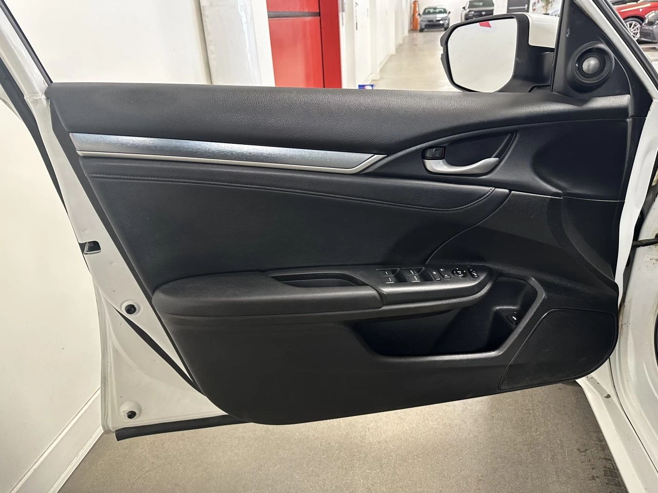 2017 Honda Civic Berline Touring Main Image