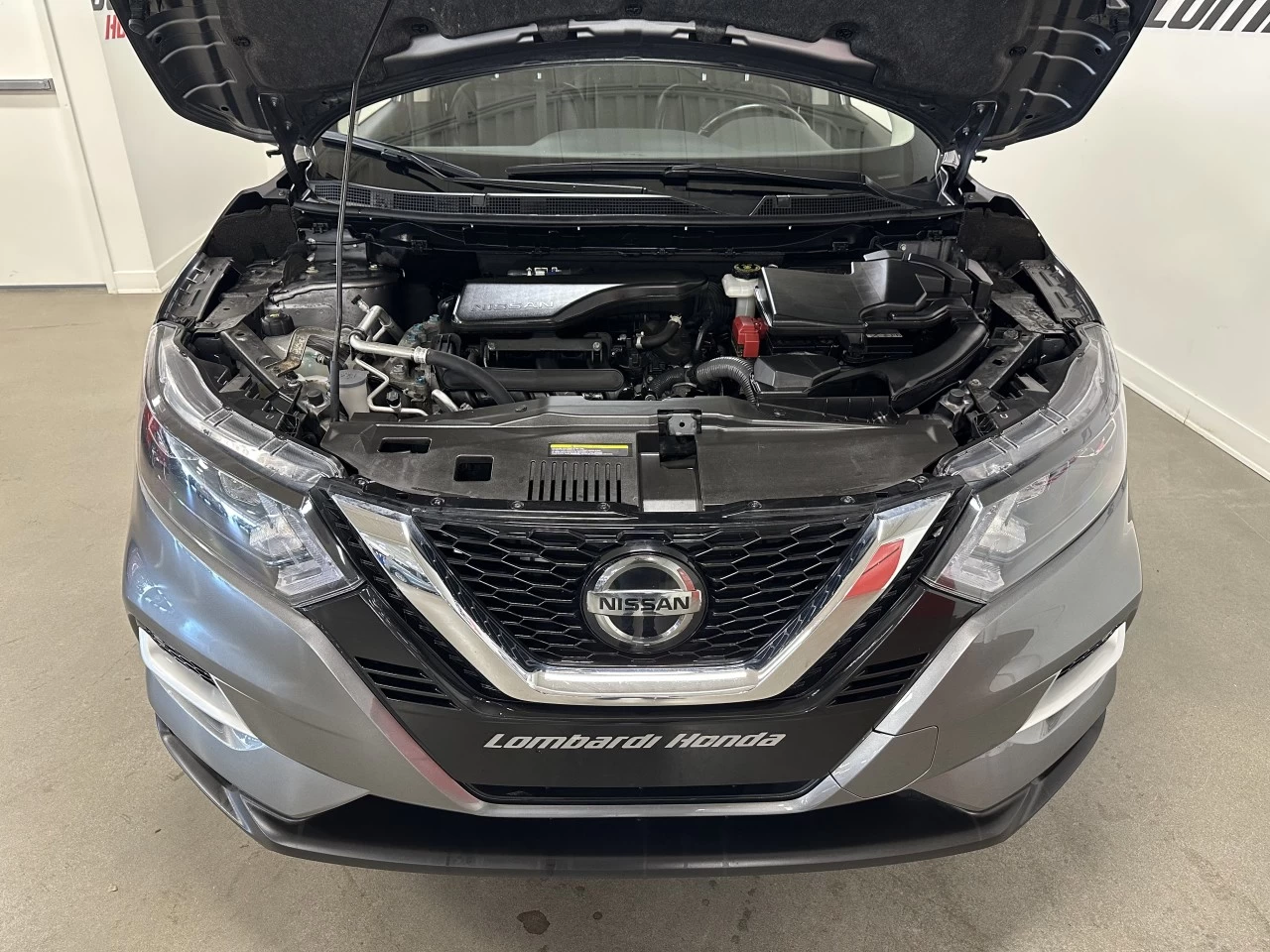 2023 Nissan Qashqai SL Main Image
