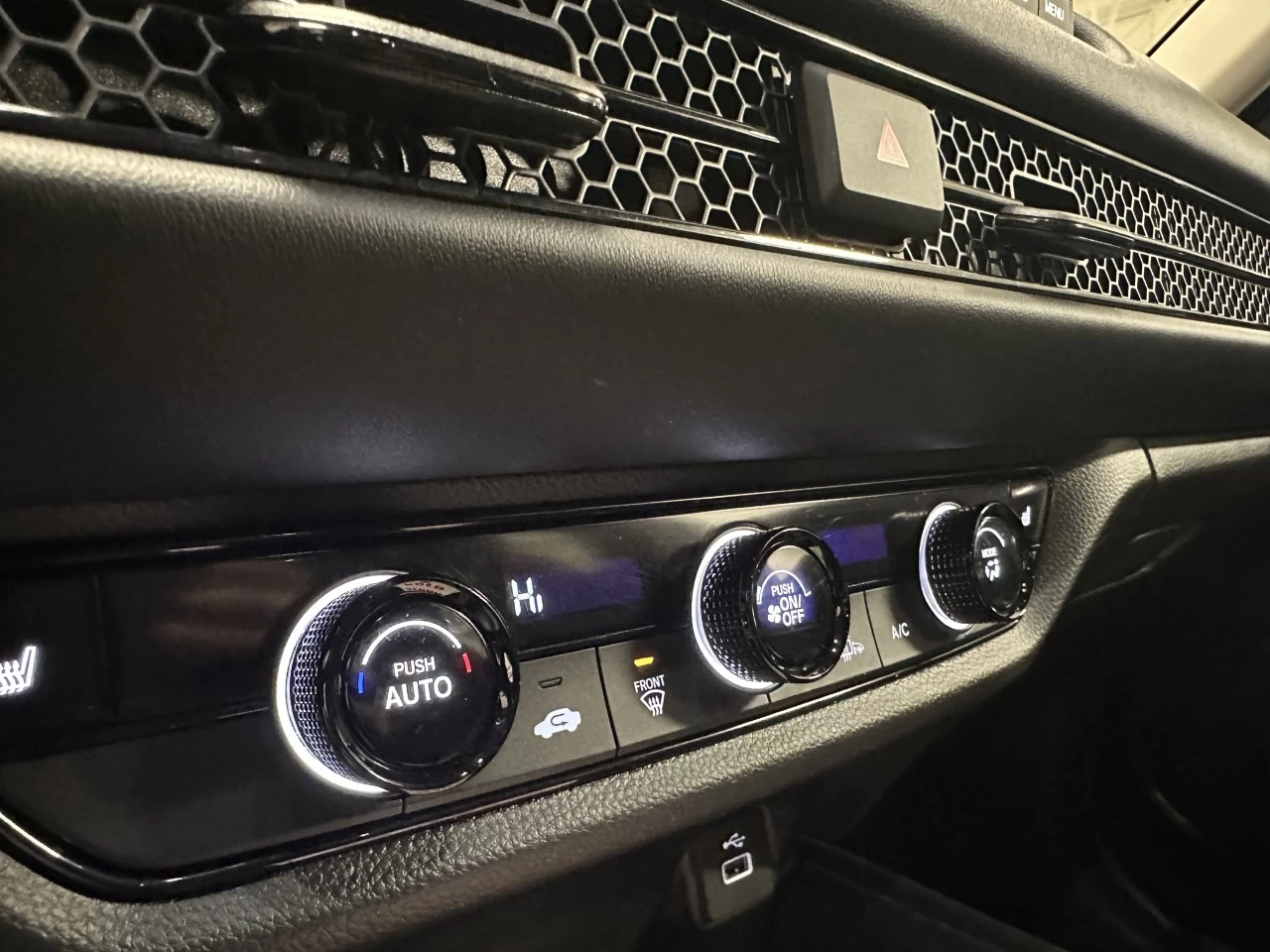 2024 Honda HR-V LX-B Main Image