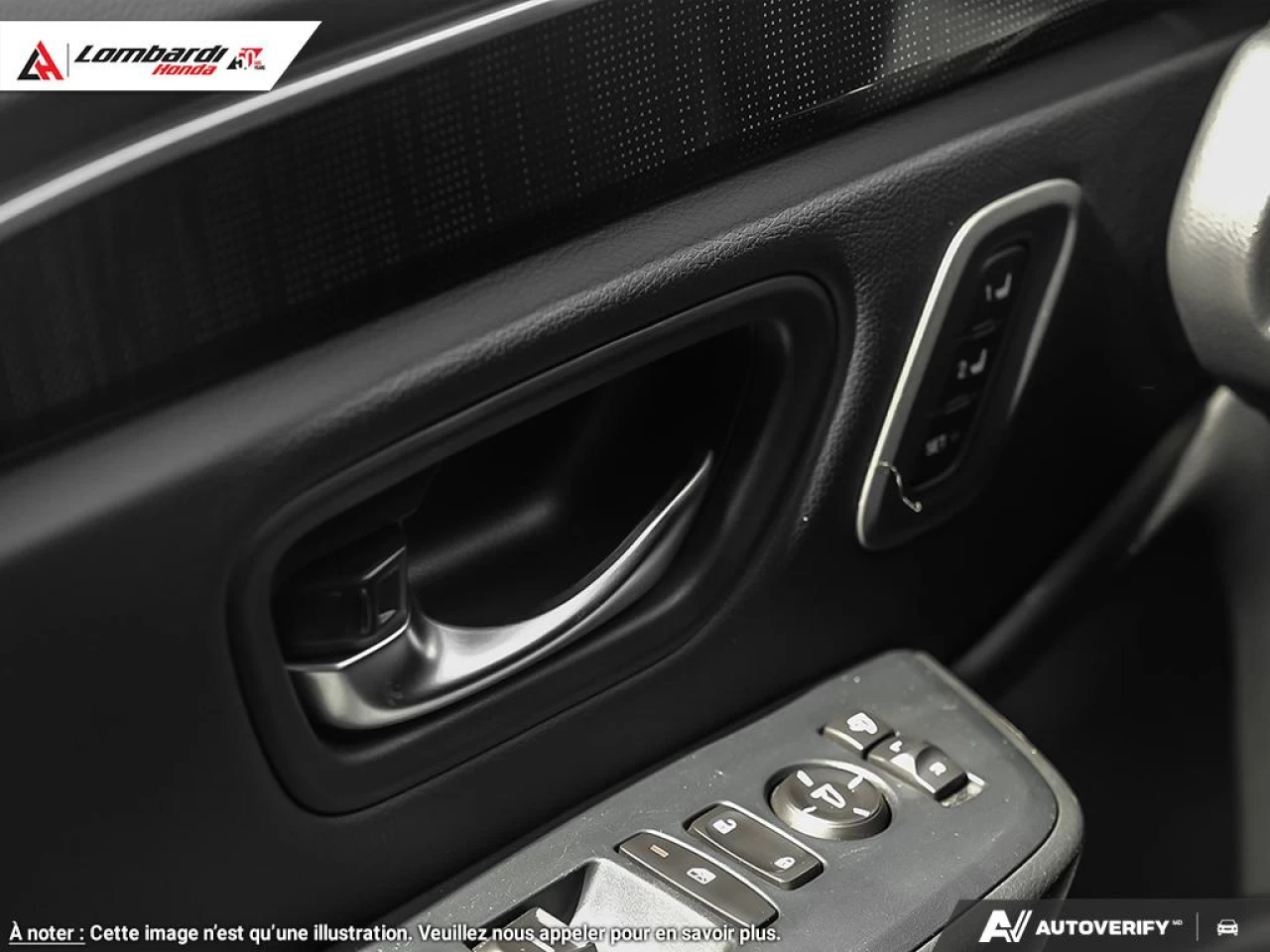 2025 HONDA PILOT BLACK EDITION Image principale