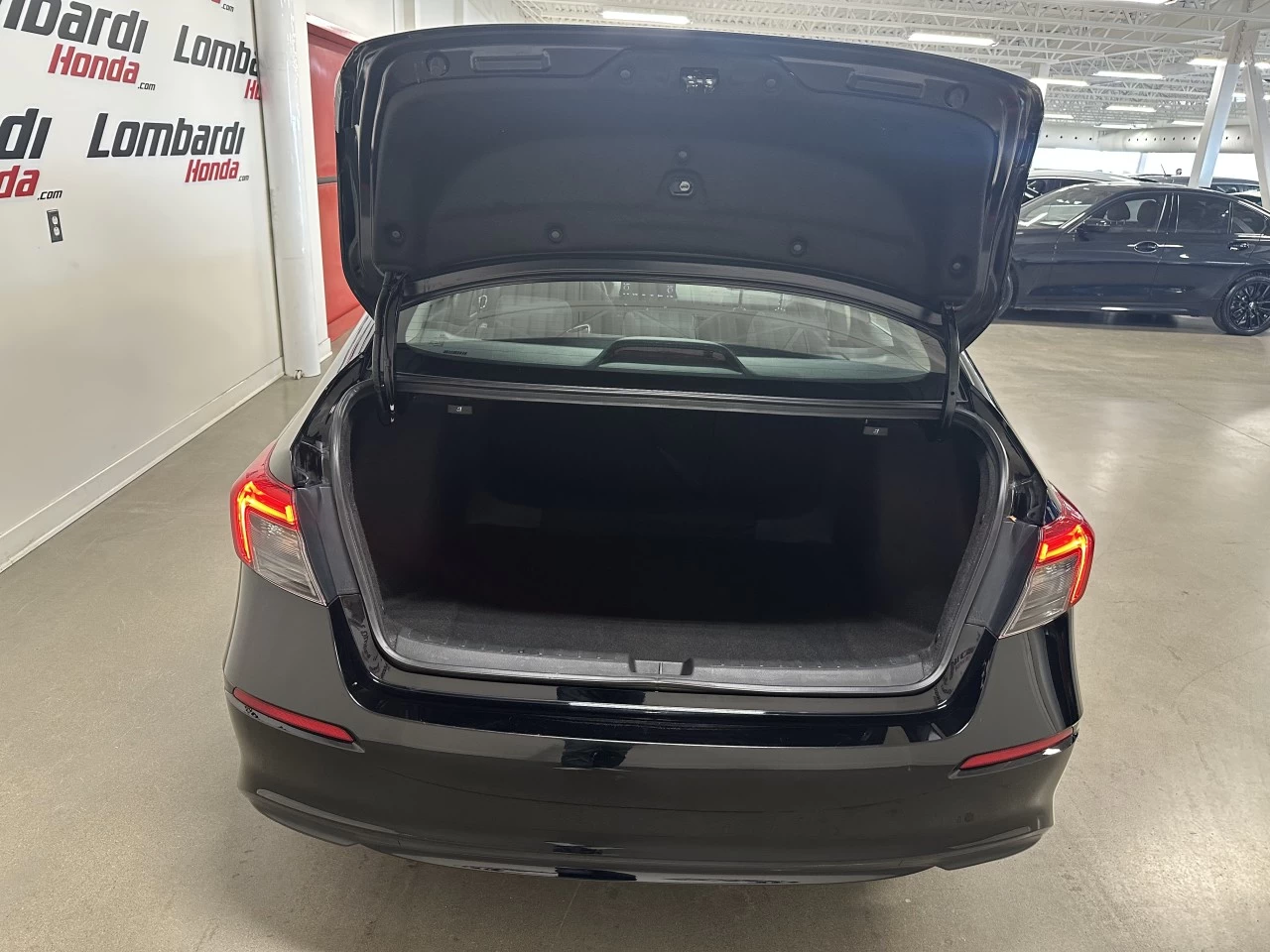 2022 Honda Civic
                                                    LX Image principale