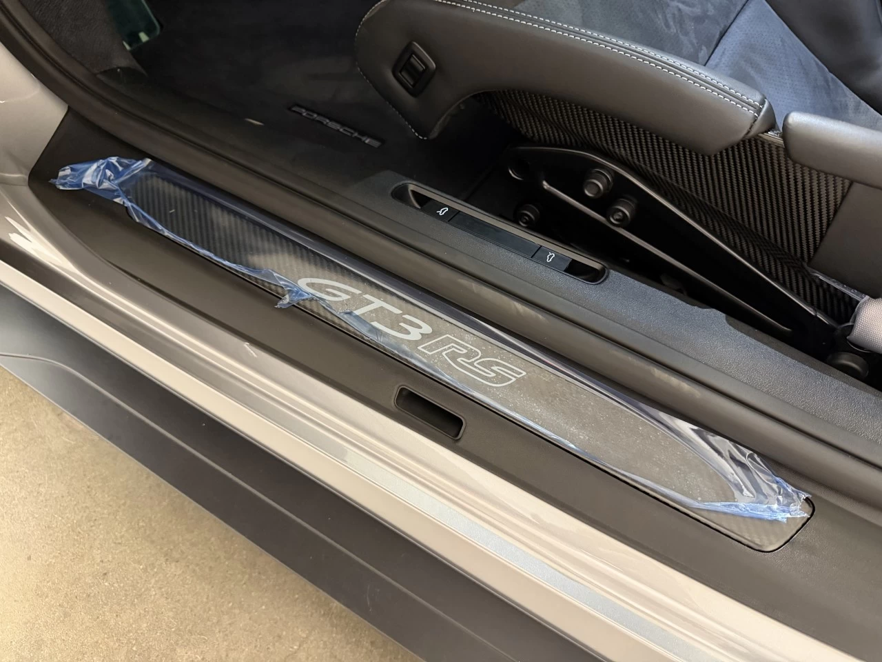 2025 Porsche 911 GT3 RS Main Image