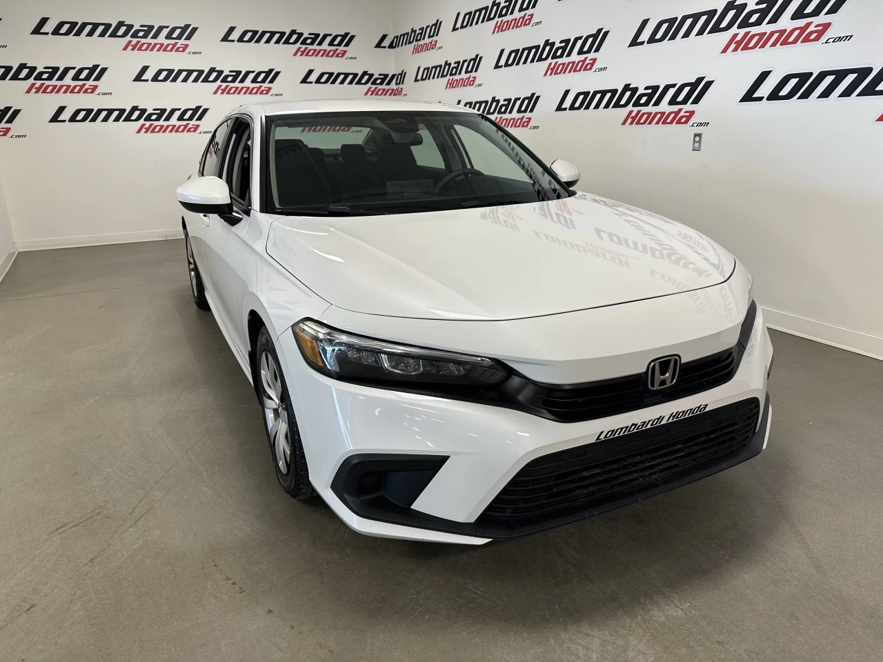 2022 Honda Civic LX Main Image