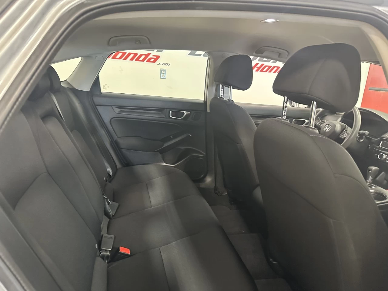 2023 Honda Civic LX Image principale