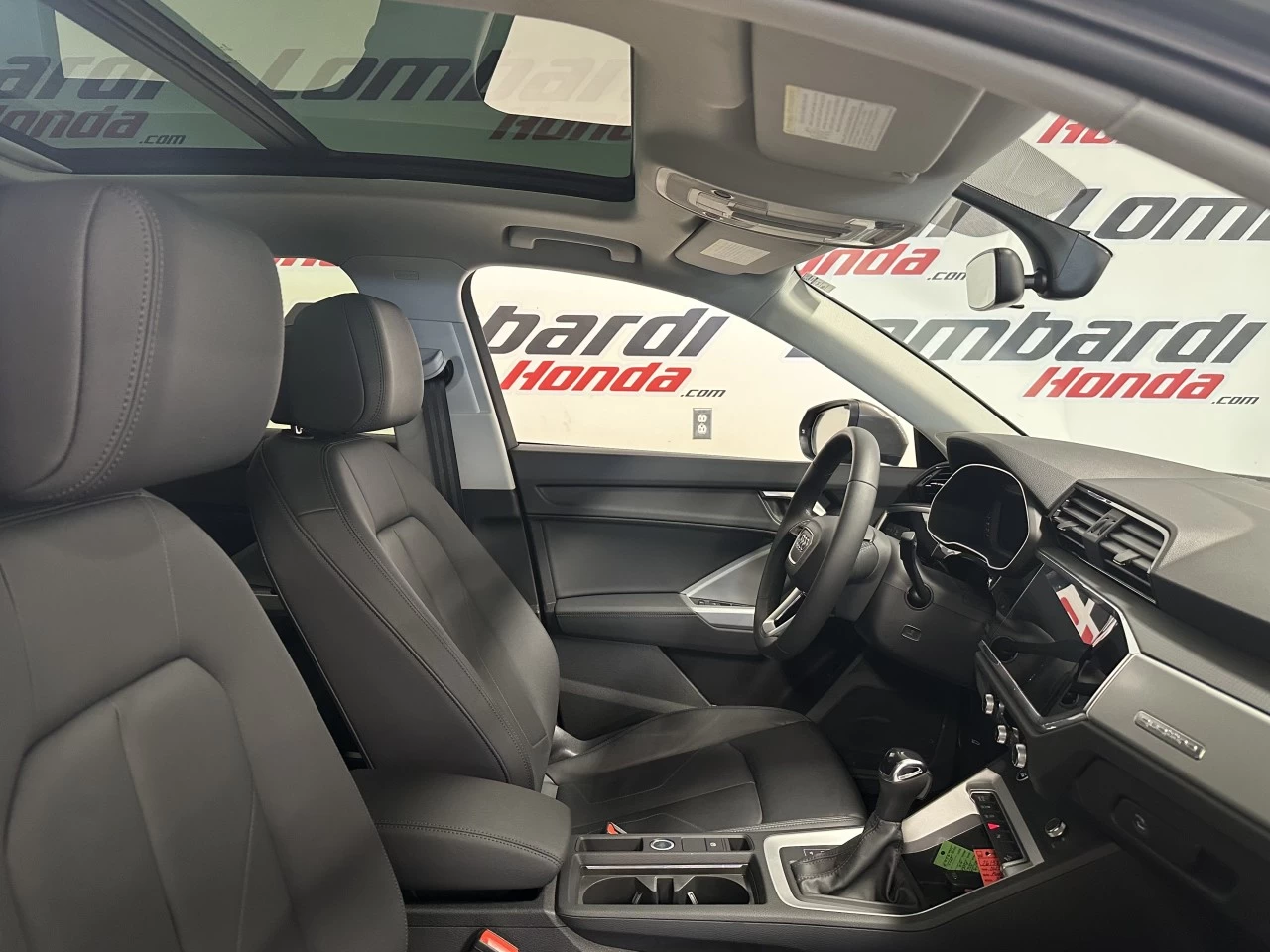 2025 Audi Q3 40 TFSI quattro Main Image
