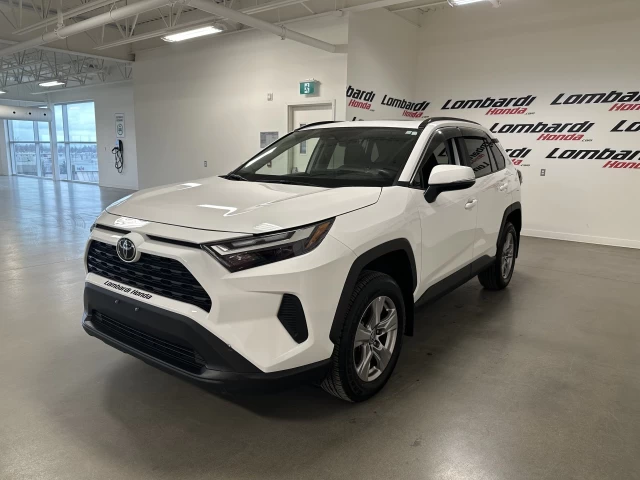 Toyota RAV4 XLE 2022