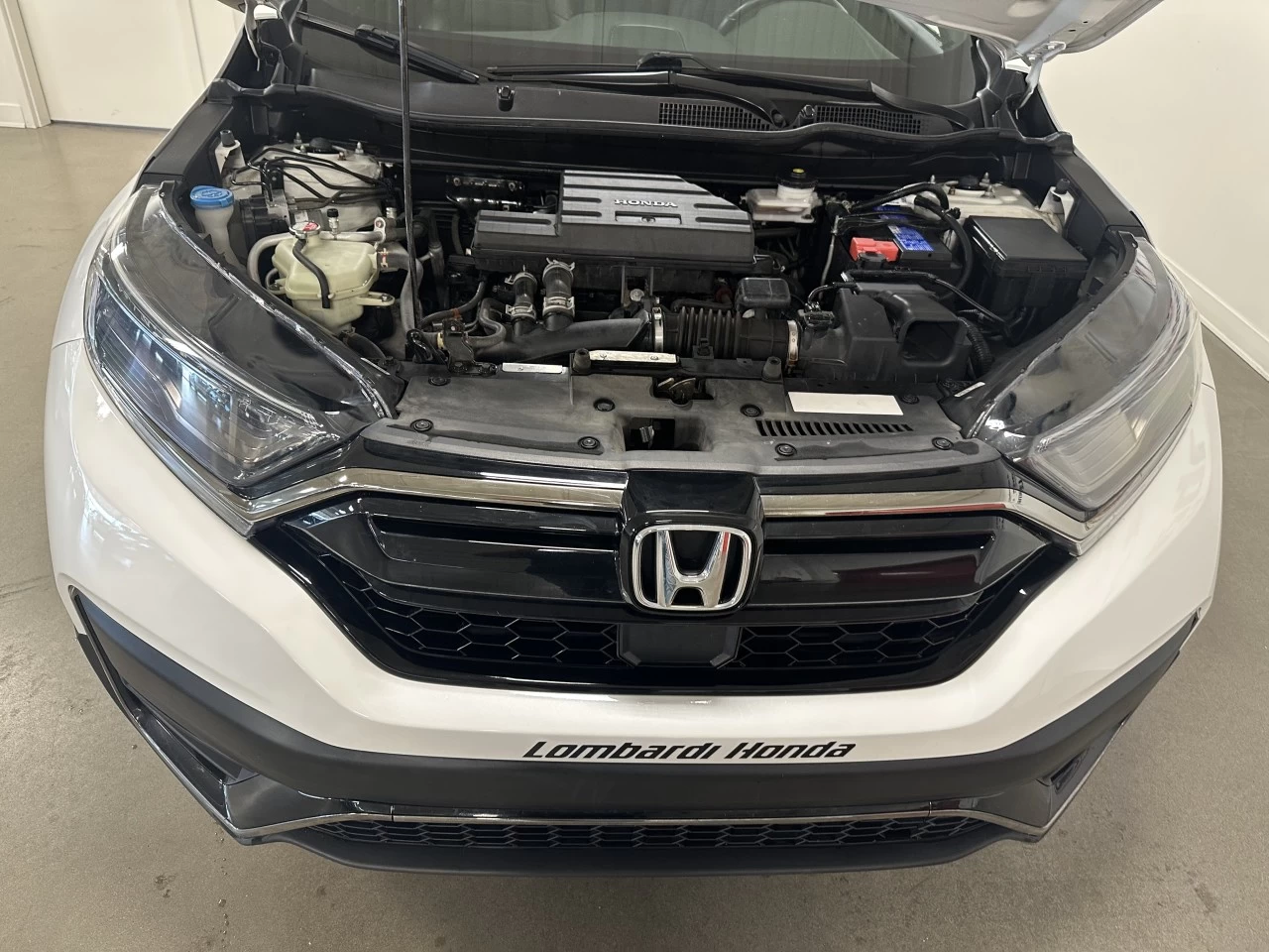 2022 Honda CR-V
                                                    Touring/Black Edition Image principale