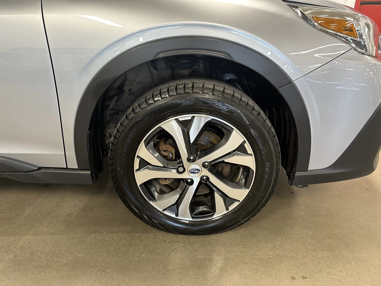 2020 Subaru Outback
                                                    Limited Main Image