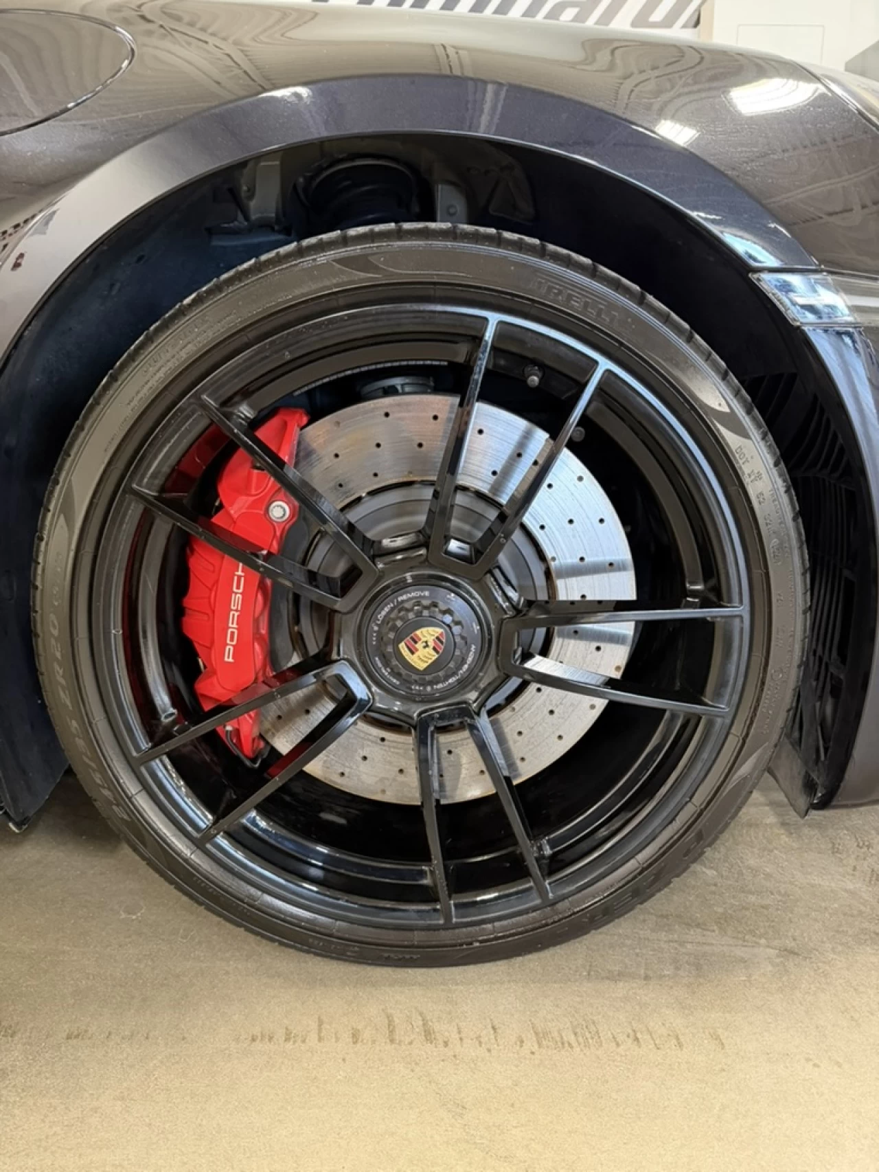 2024 Porsche 911 4 GTS Image principale