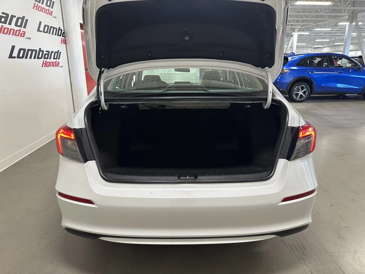 2024 Honda Civic EX Main Image