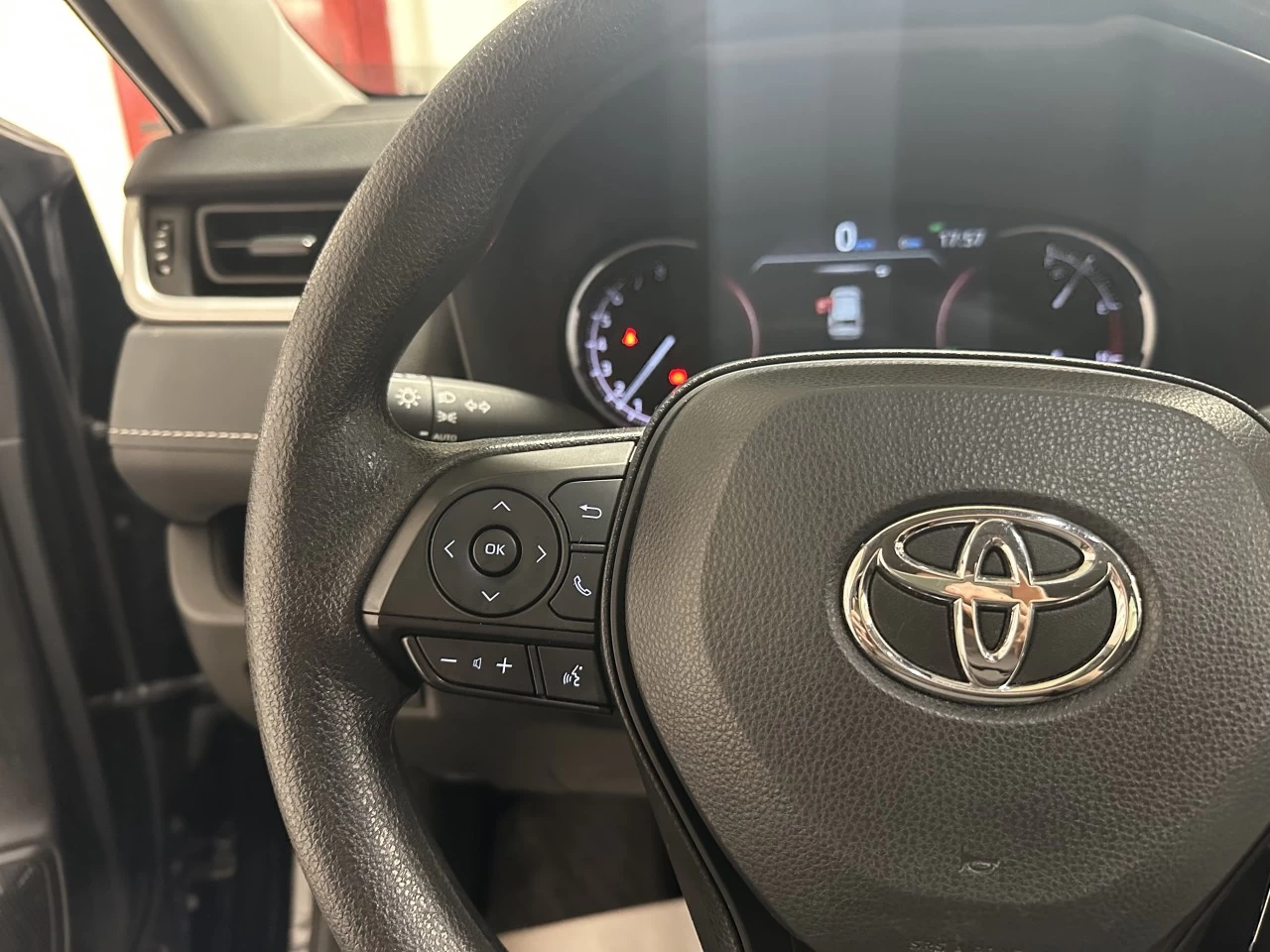 2024 Toyota RAV4 LE Main Image