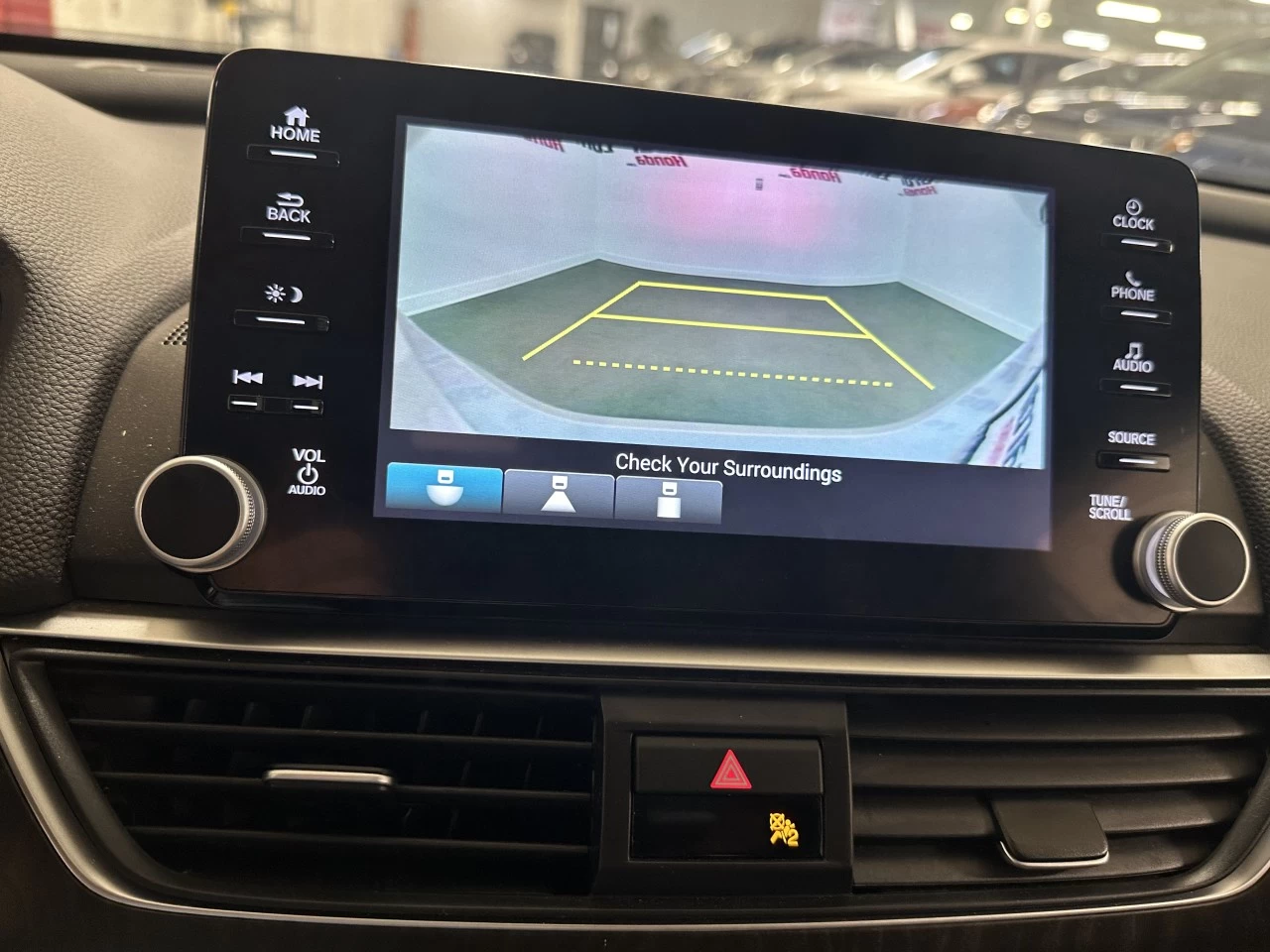 2020 Honda Accord
                                                    CVT Main Image
