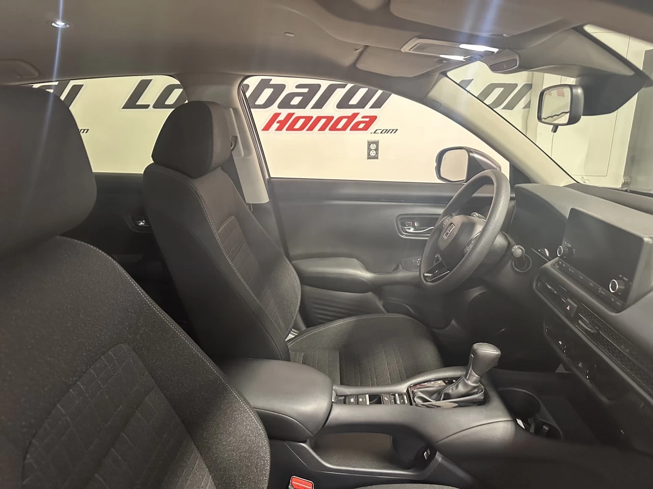 2023 Honda HR-V LX Main Image