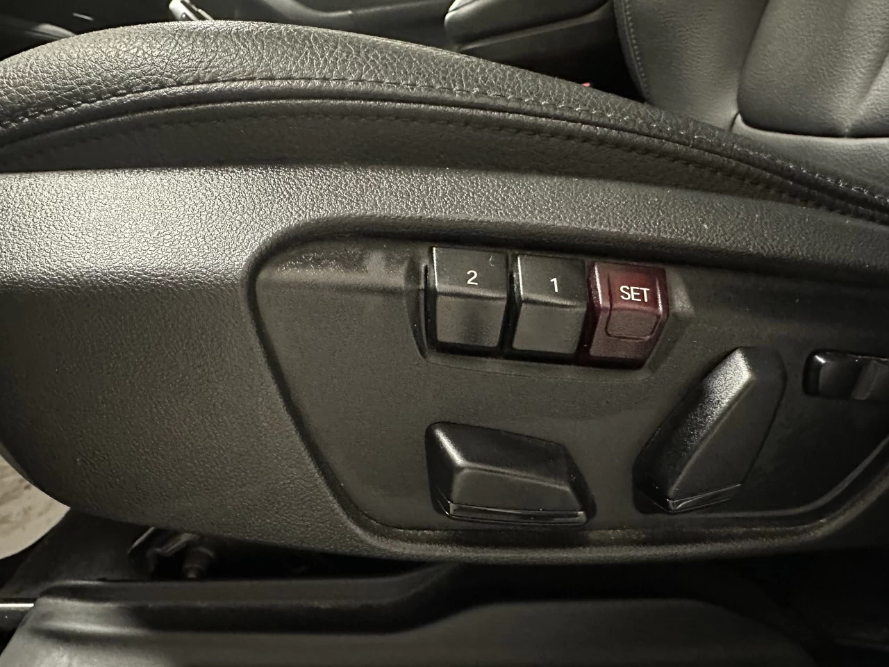 2020 BMW X1 xDrive28i Main Image