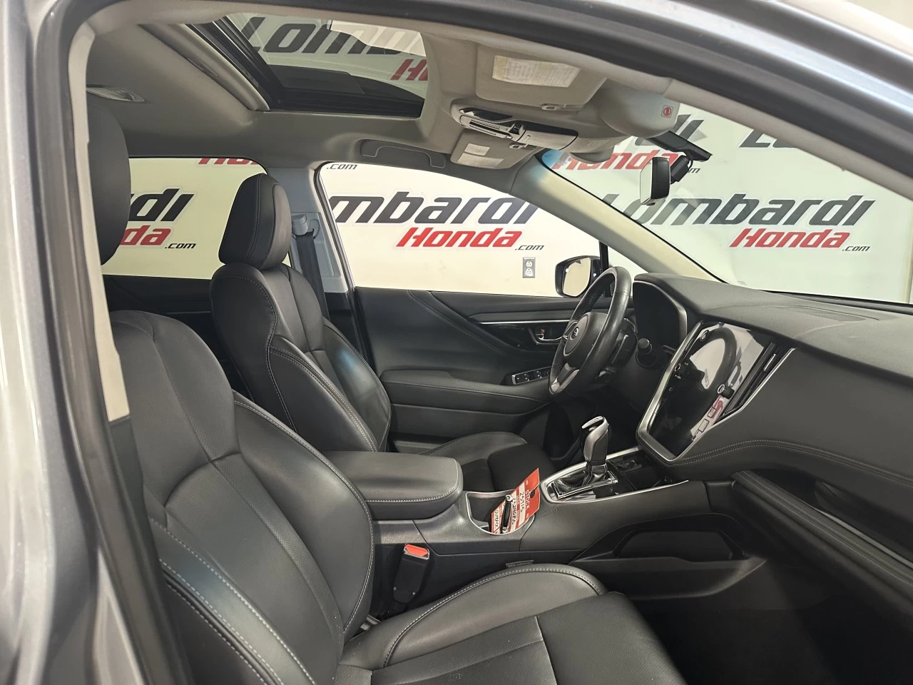 2020 Subaru Outback
                                                    Limited Main Image