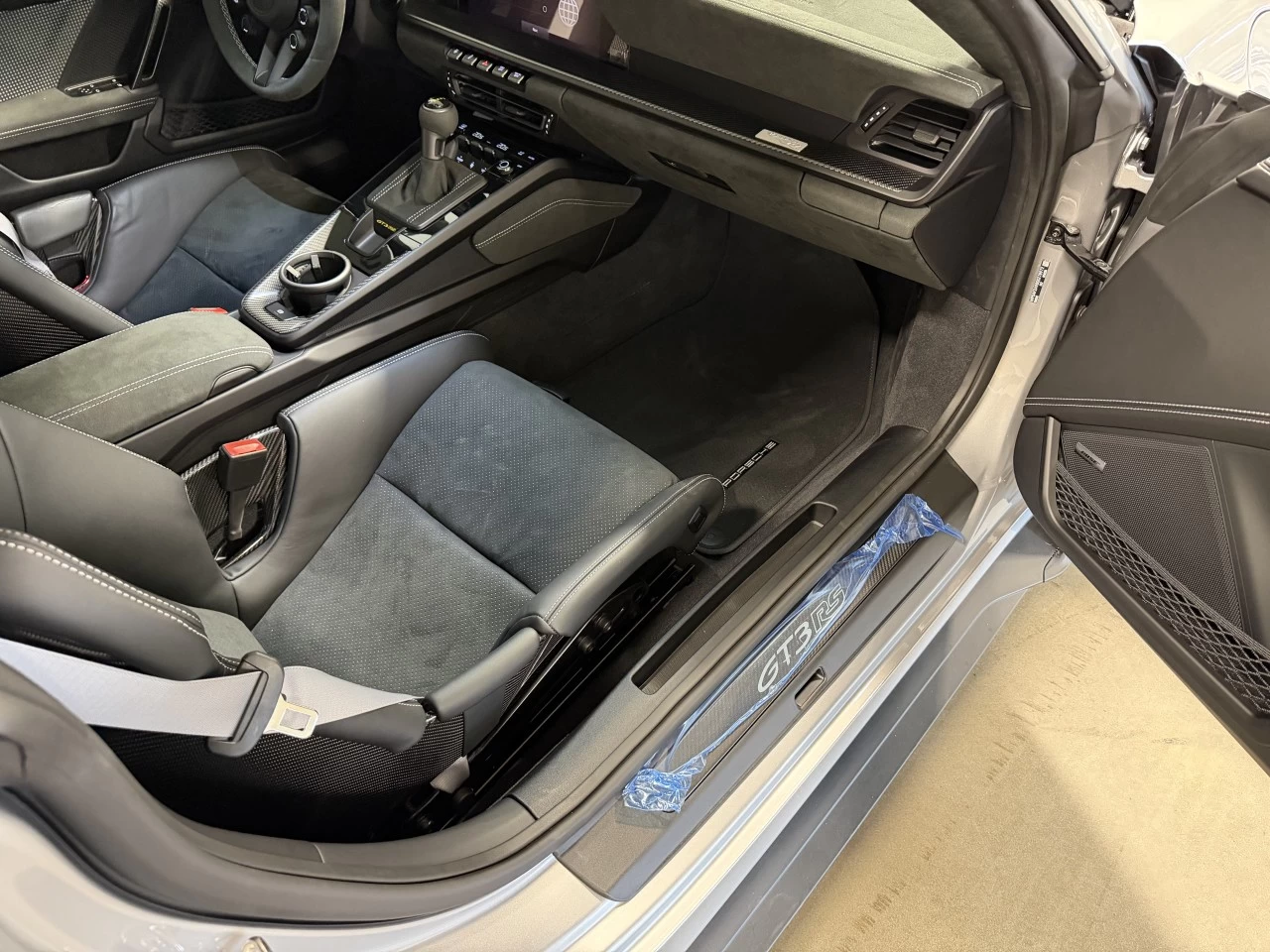 2025 Porsche 911 GT3 RS Main Image