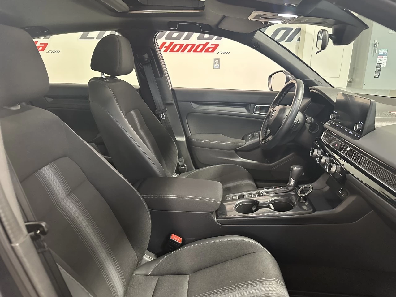 2022 Honda Civic Sport Main Image