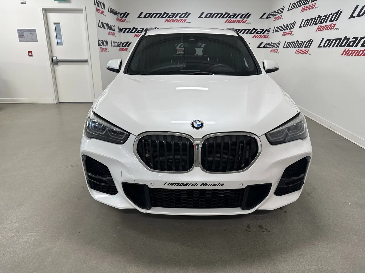 2020 BMW X1 xDrive28i Main Image