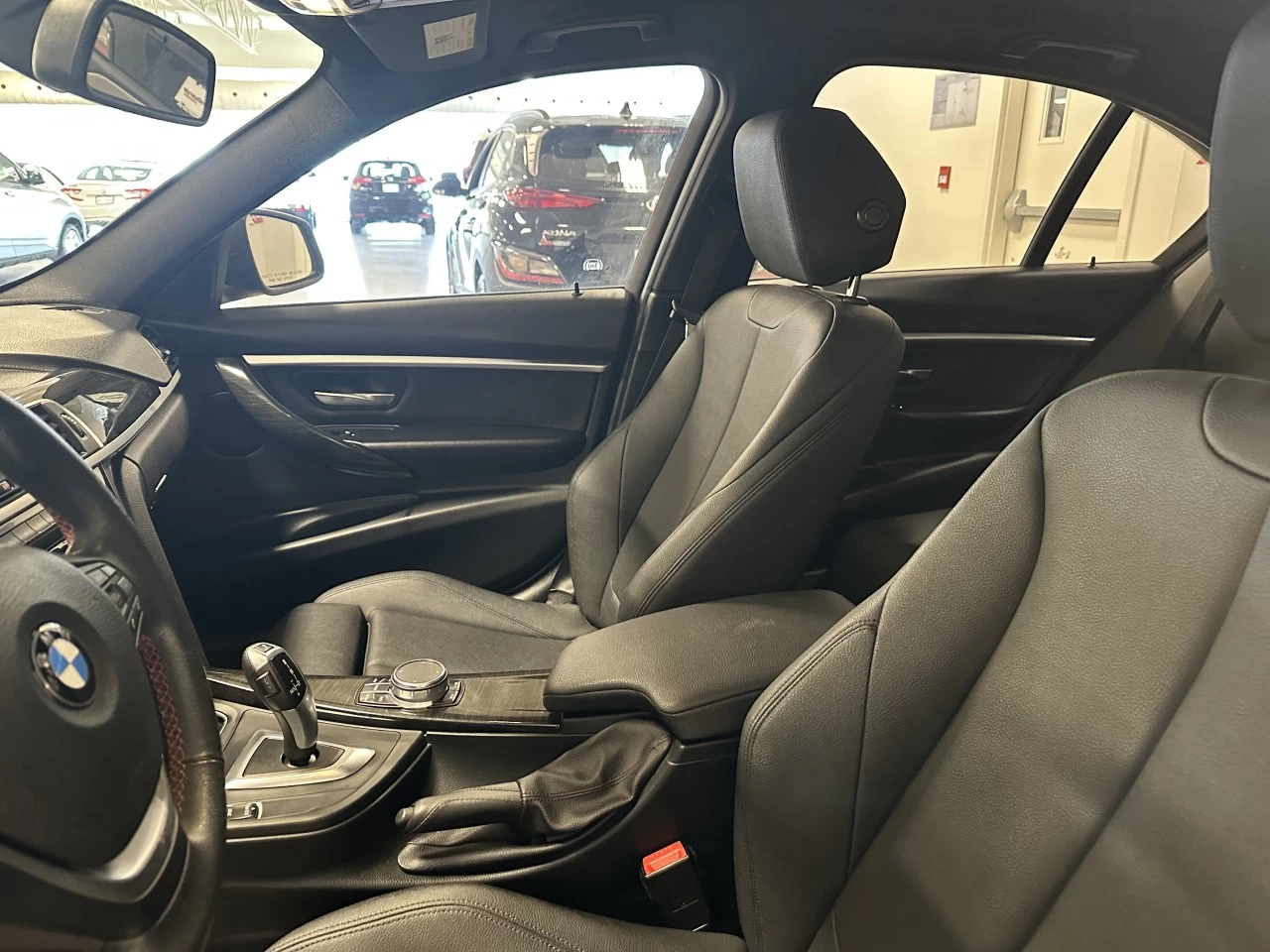 2018 BMW 330i xDrive 330i xDrive Main Image