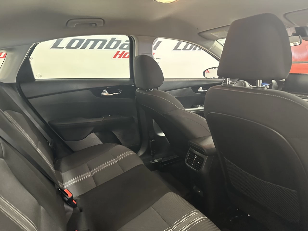 2022 Kia Forte EX Main Image