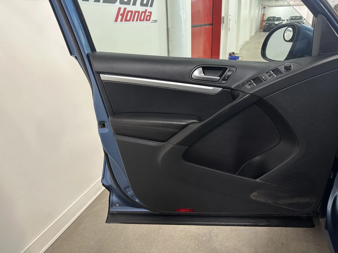 2017 Volkswagen Tiguan Comfortline Main Image