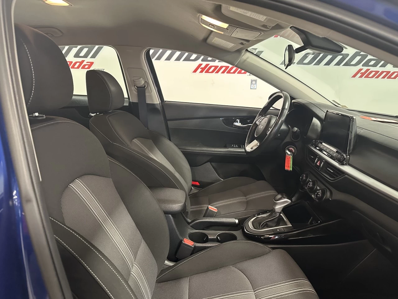 2022 Kia Forte EX Main Image