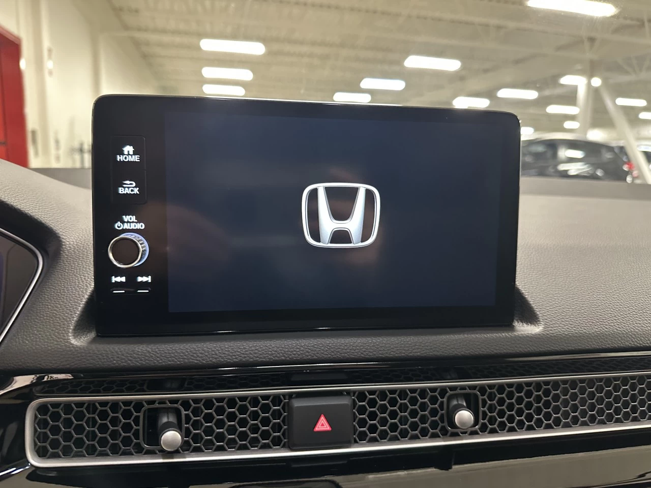 2022 Honda Civic
                                                    Touring Main Image