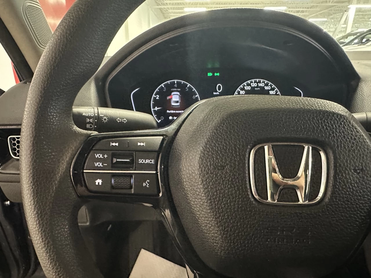 2023 Honda Civic LX Image principale