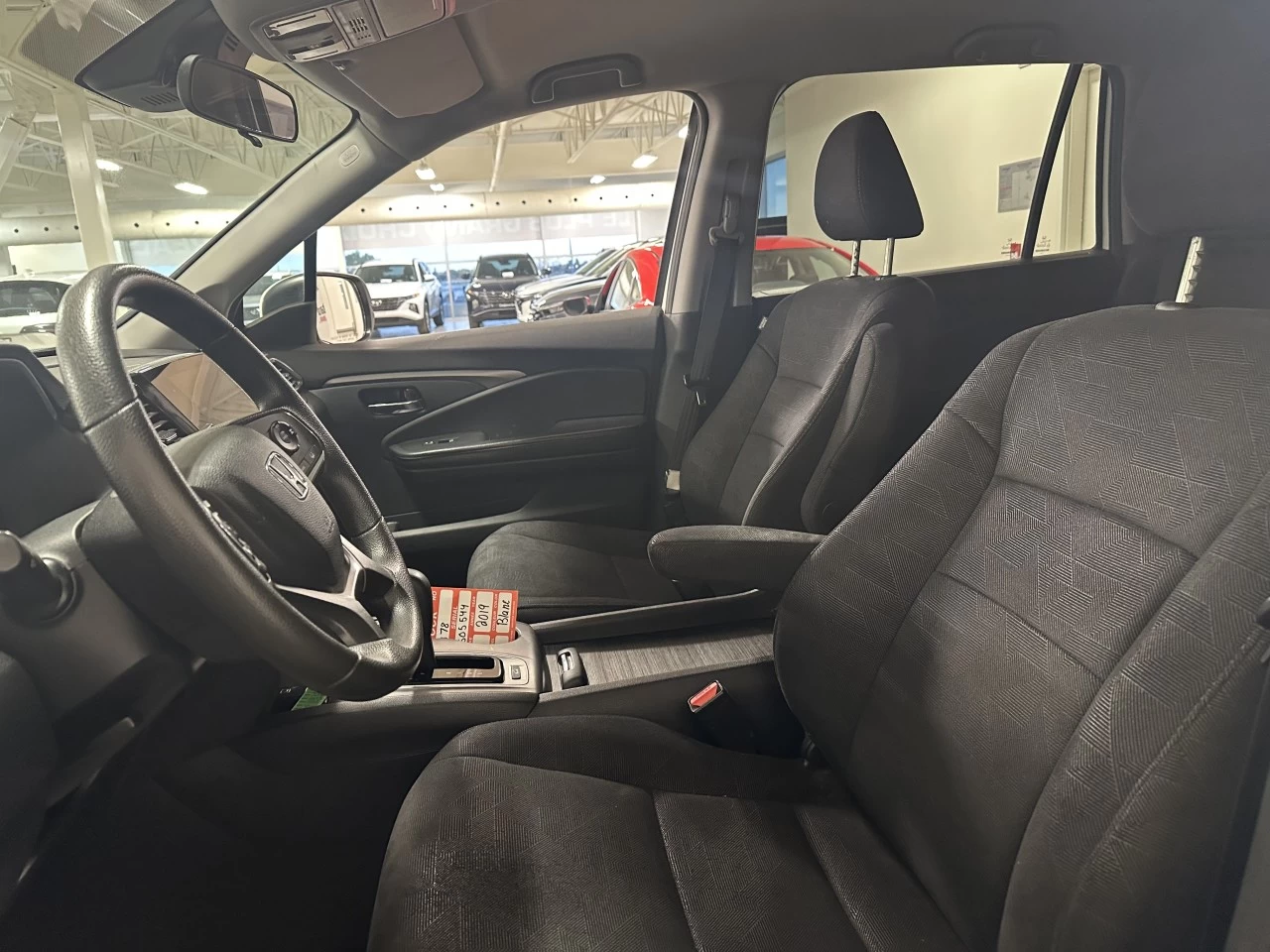 2019 Honda Pilot LX Main Image