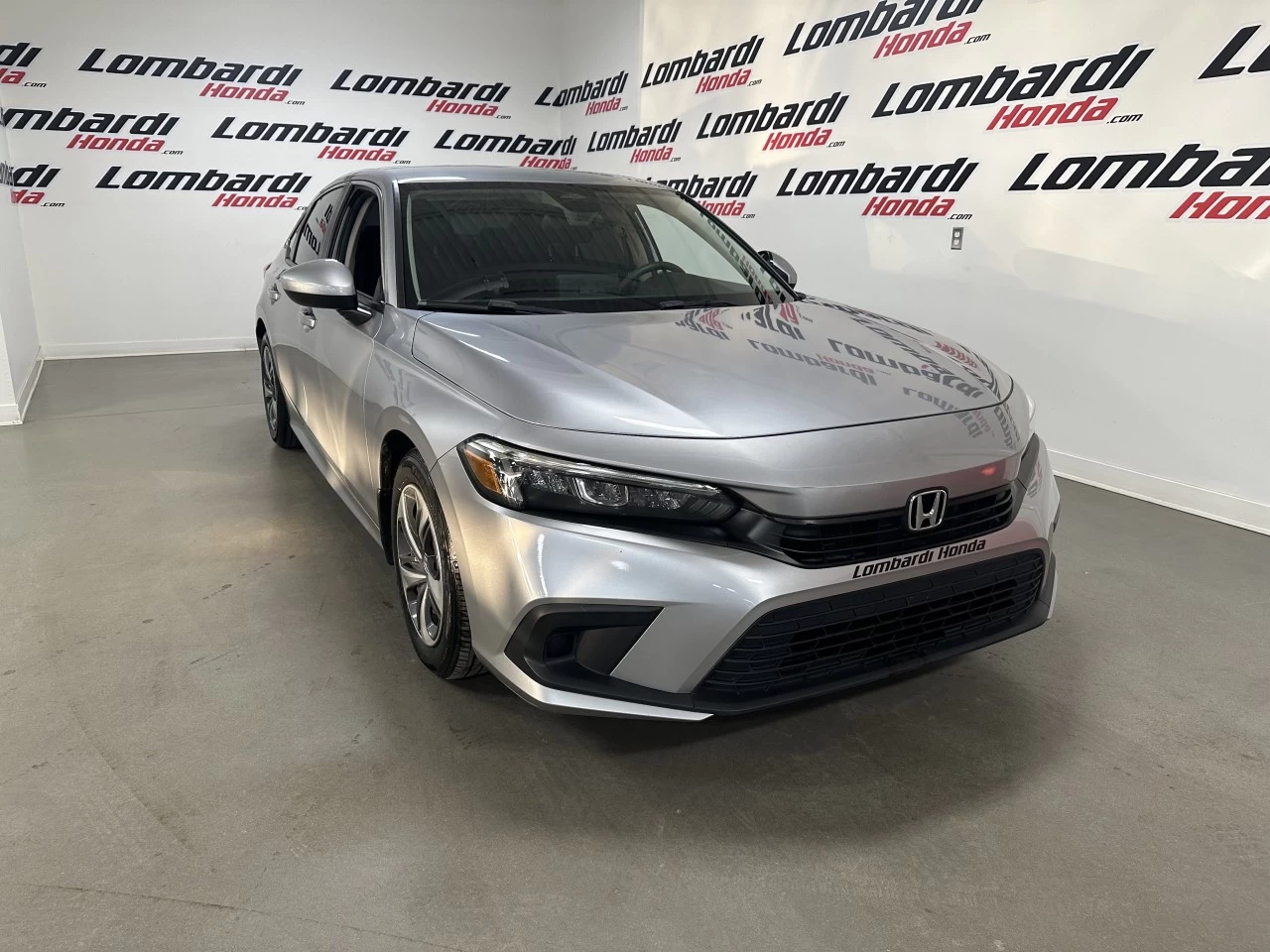 2022 Honda Civic LX Main Image