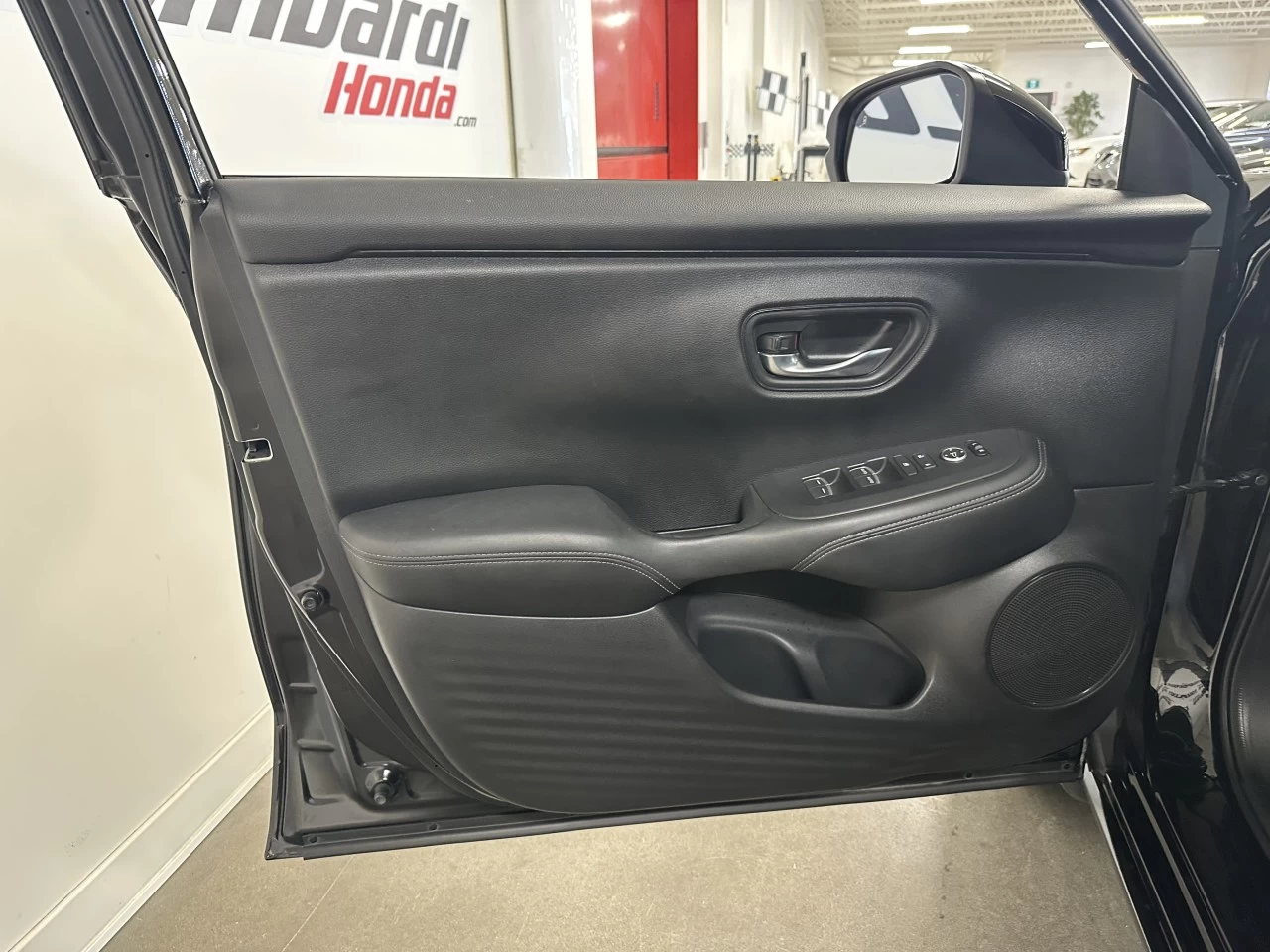 2023 Honda HR-V
                                                    EX-L Navi Image principale