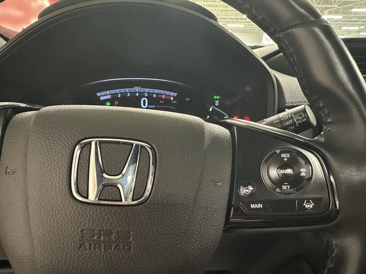 2022 Honda CR-V
                                                    Touring/Black Edition Image principale