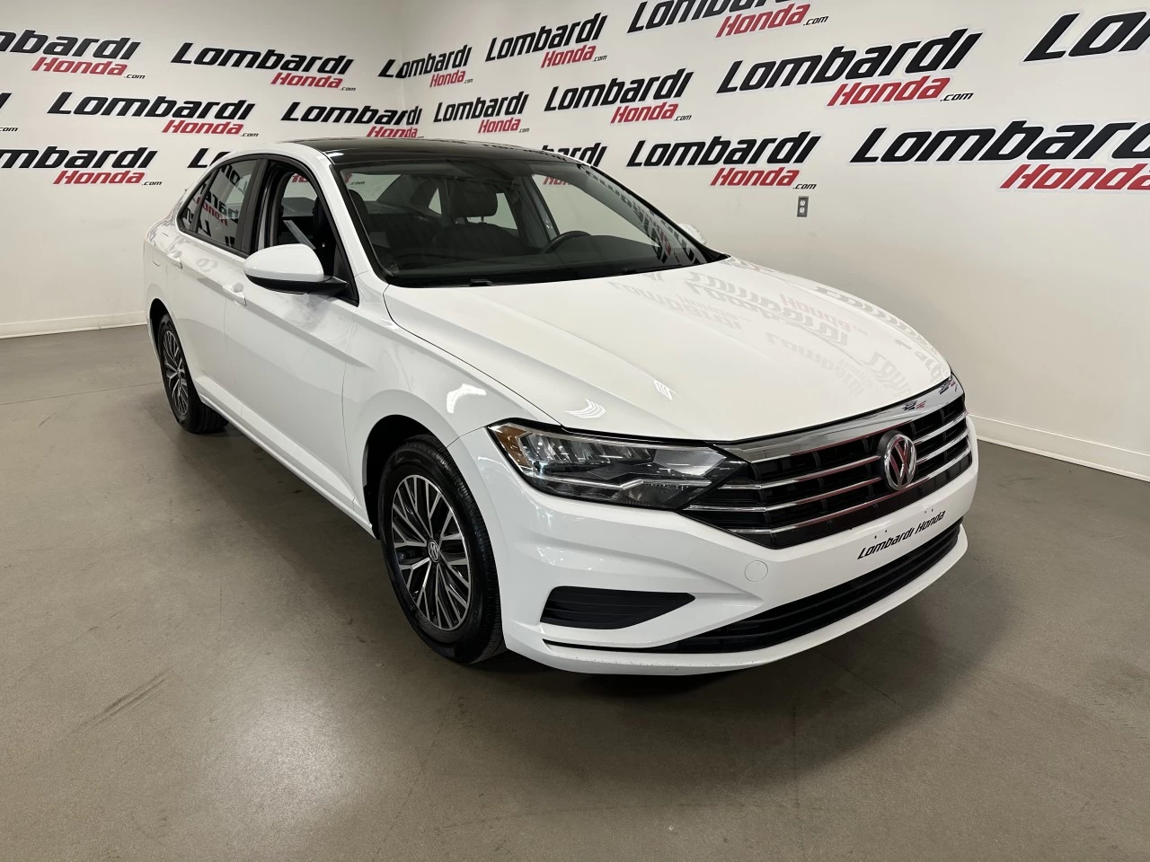 2021 Volkswagen Jetta Highline Main Image