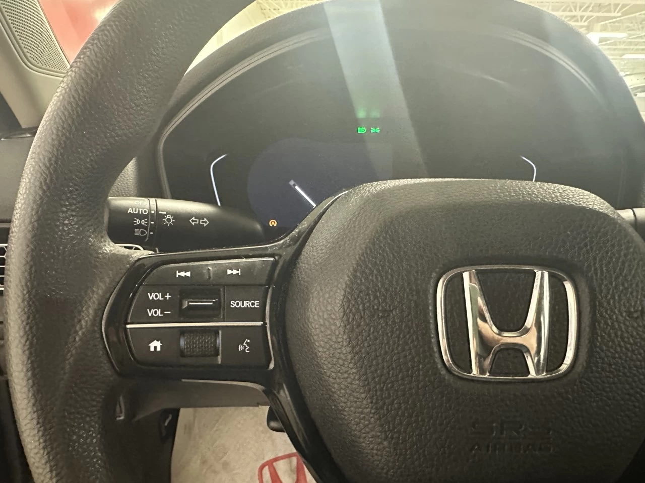 2022 Honda Civic LX Main Image