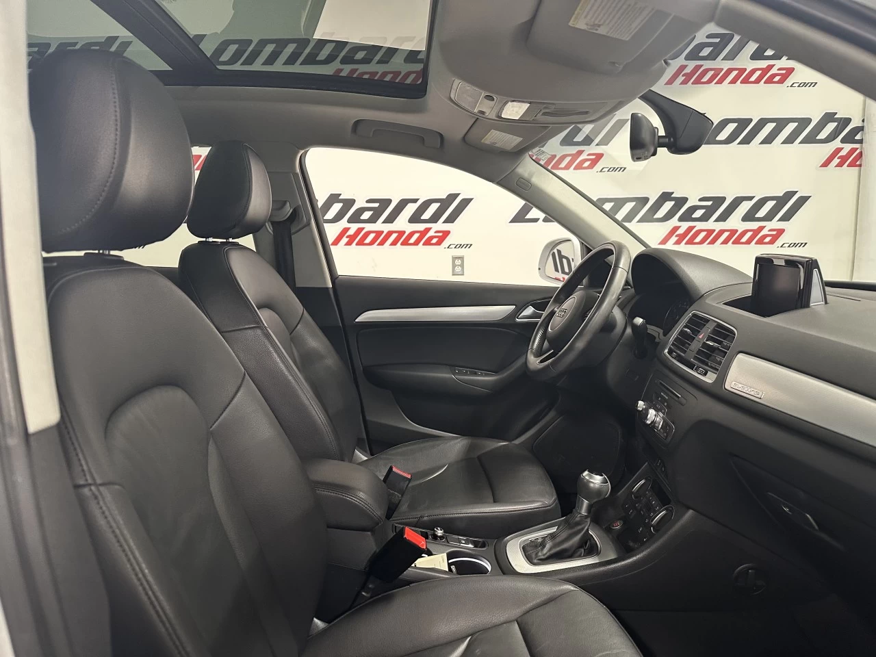 2018 Audi Q3 Progressiv Main Image