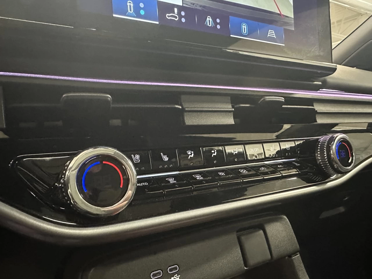 2024 Honda Prologue Touring Main Image