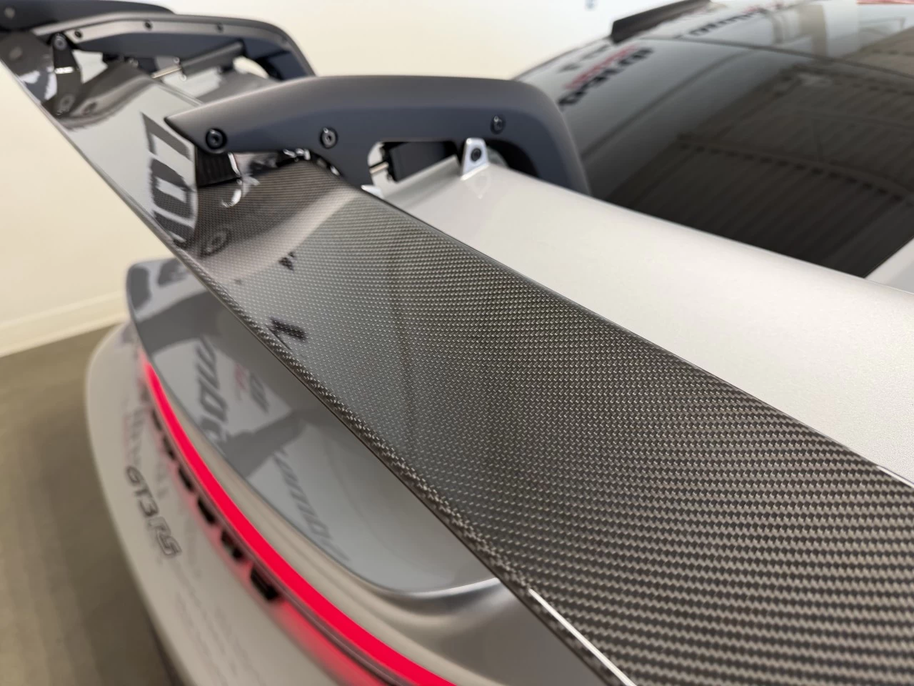 2025 Porsche 911 GT3 RS Main Image