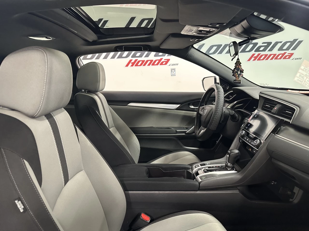 2018 Honda Civic EX Main Image