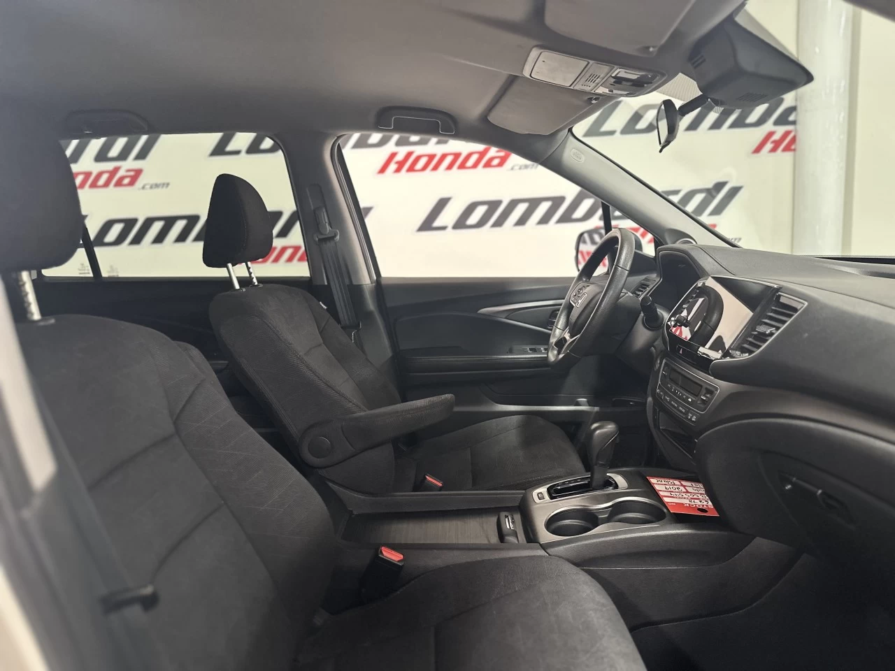 2024 Honda Civic EX Main Image