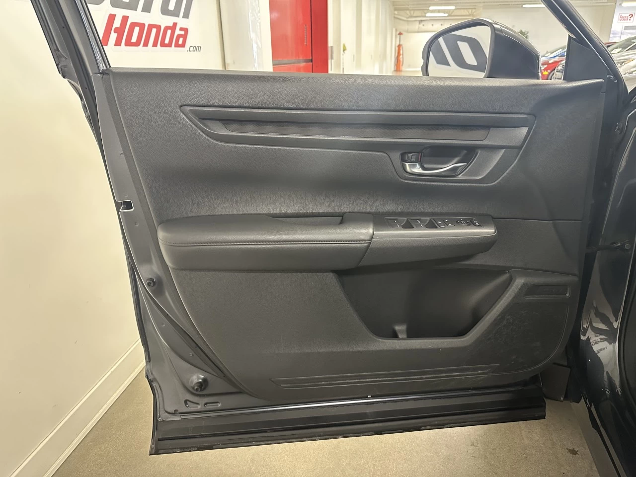 2023 Honda CR-V LX Image principale