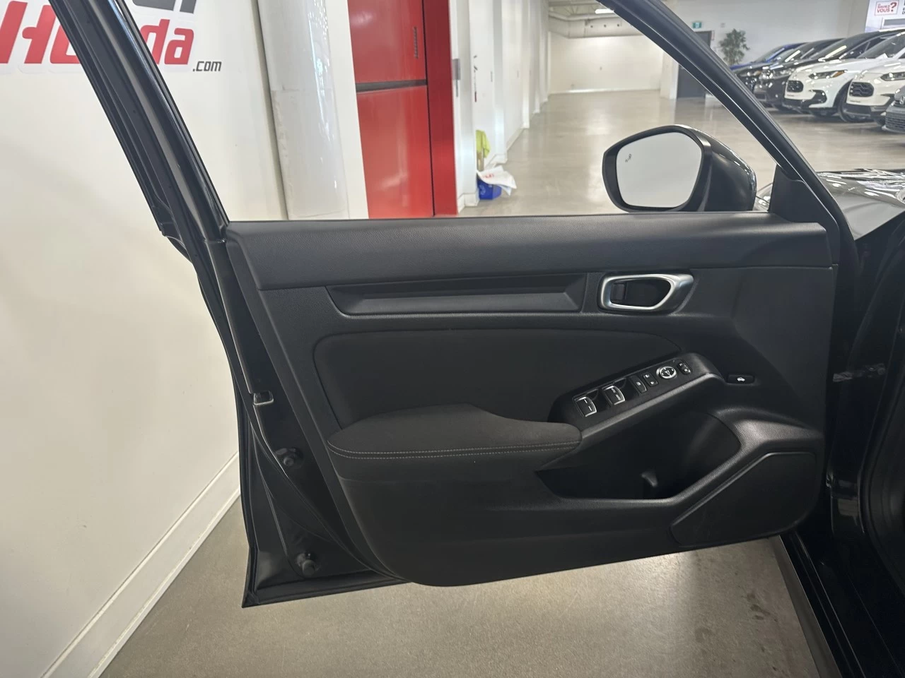 2022 Honda Civic LX Image principale