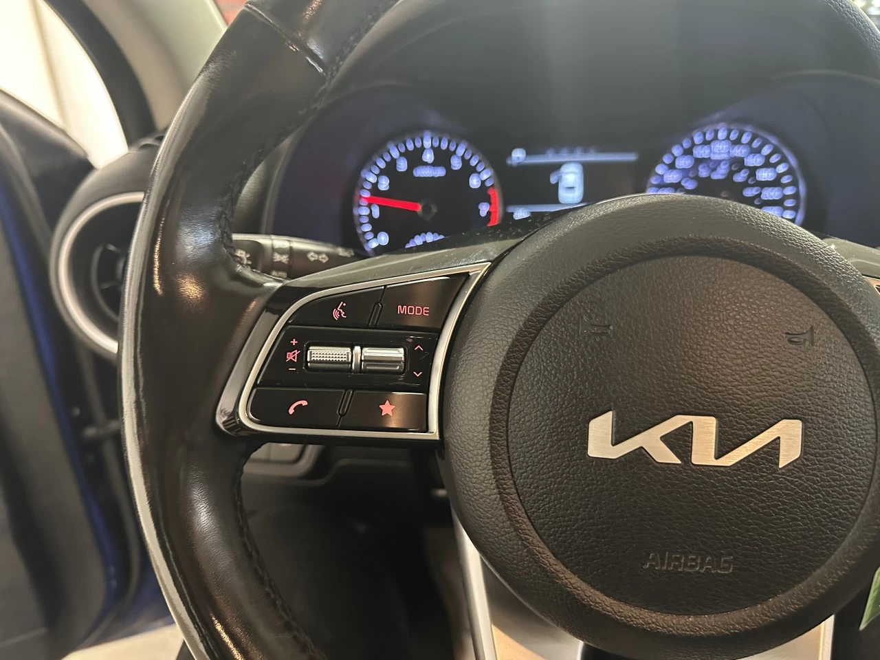 2022 Kia Forte EX Main Image