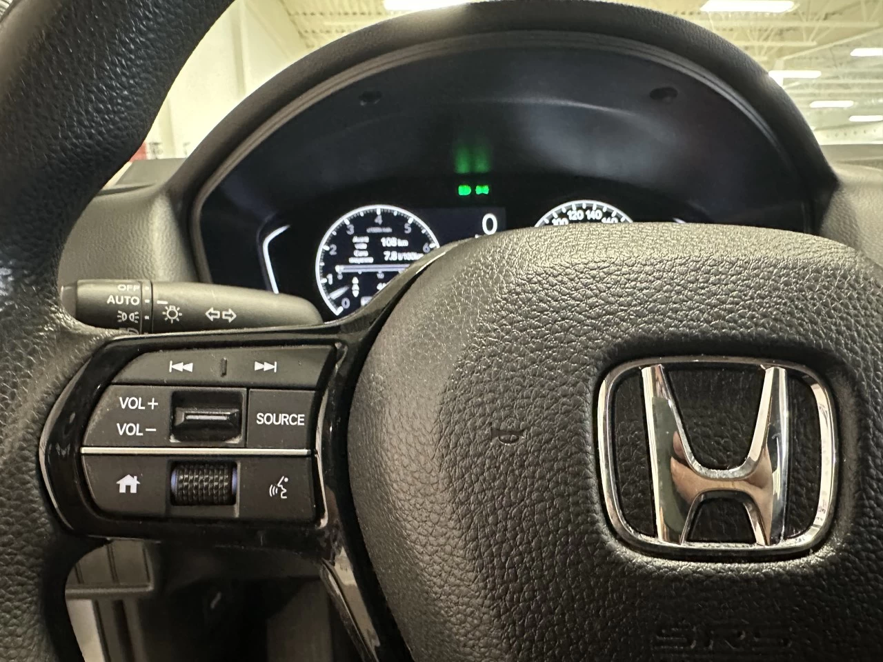 2023 Honda Civic LX Image principale