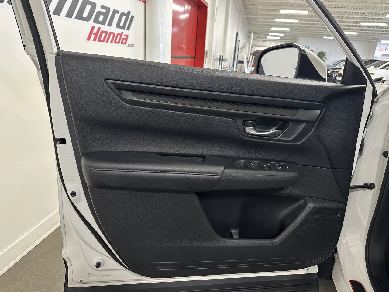 2023 Honda CR-V LX Image principale