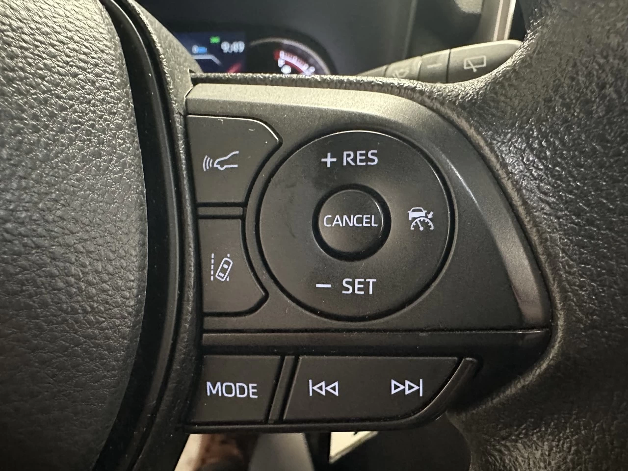 2024 Toyota RAV4 LE Main Image